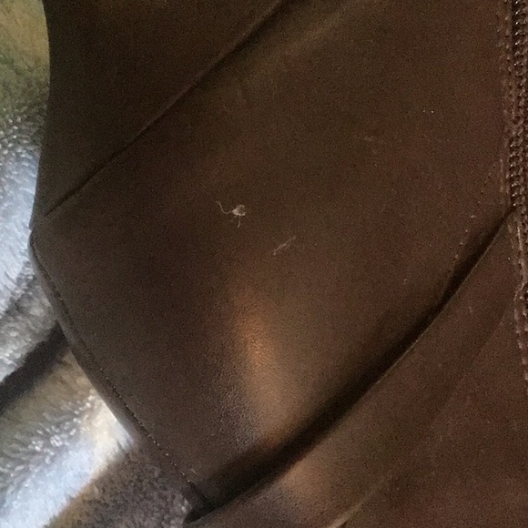 Boots - Picture 4 of 4